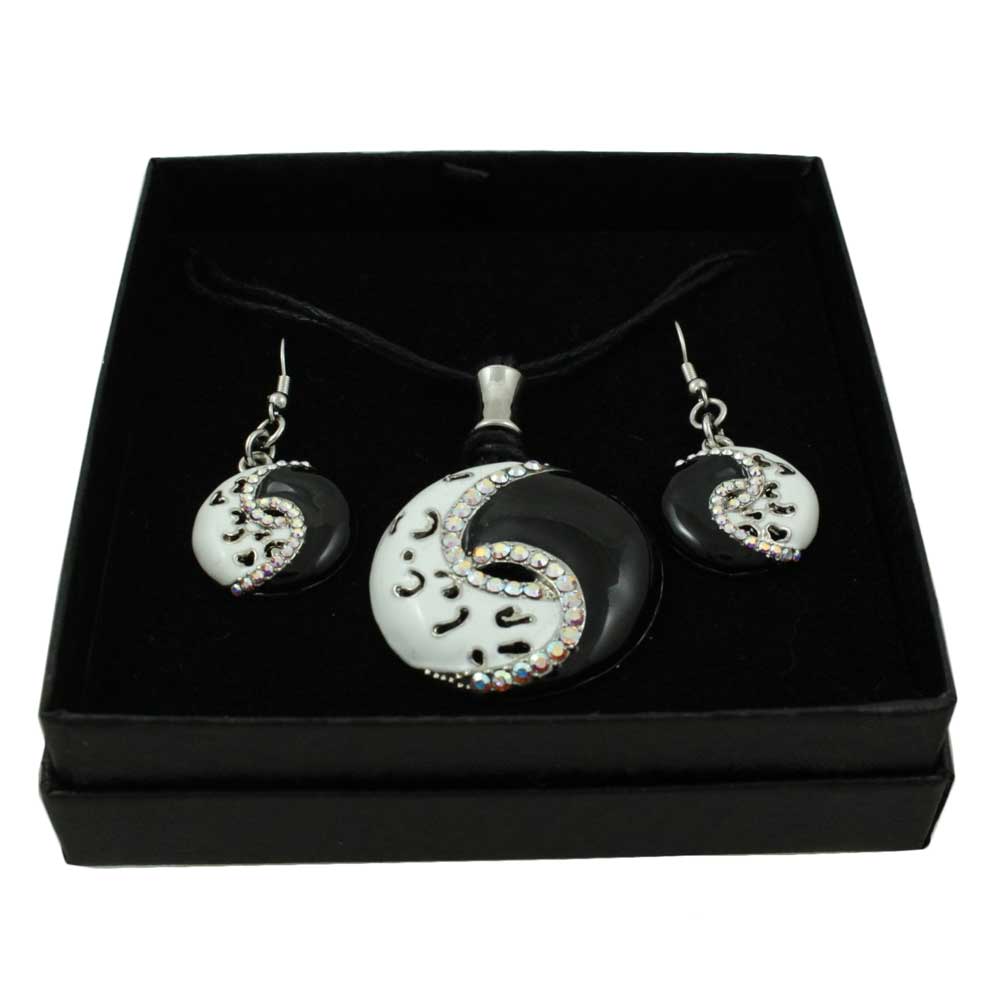 Black and White Yin Yang Necklace and Earring Gift Set - RSN276BS