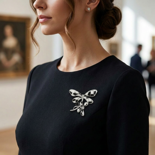 Model with Black and White Double Dragonflies Brooch Pin - Lilylin Designs