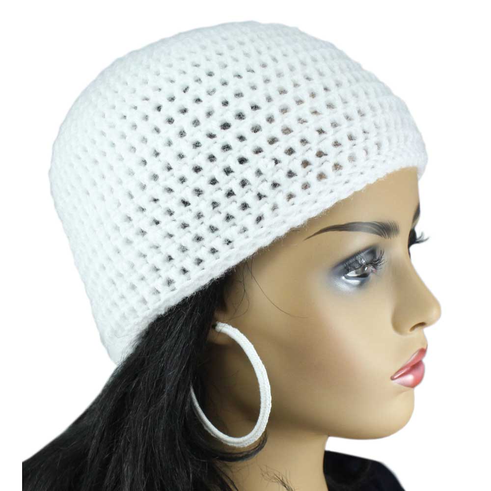 Model with Lilylin Designs White Medium/Large Crochet Beanie Hat and Earrings