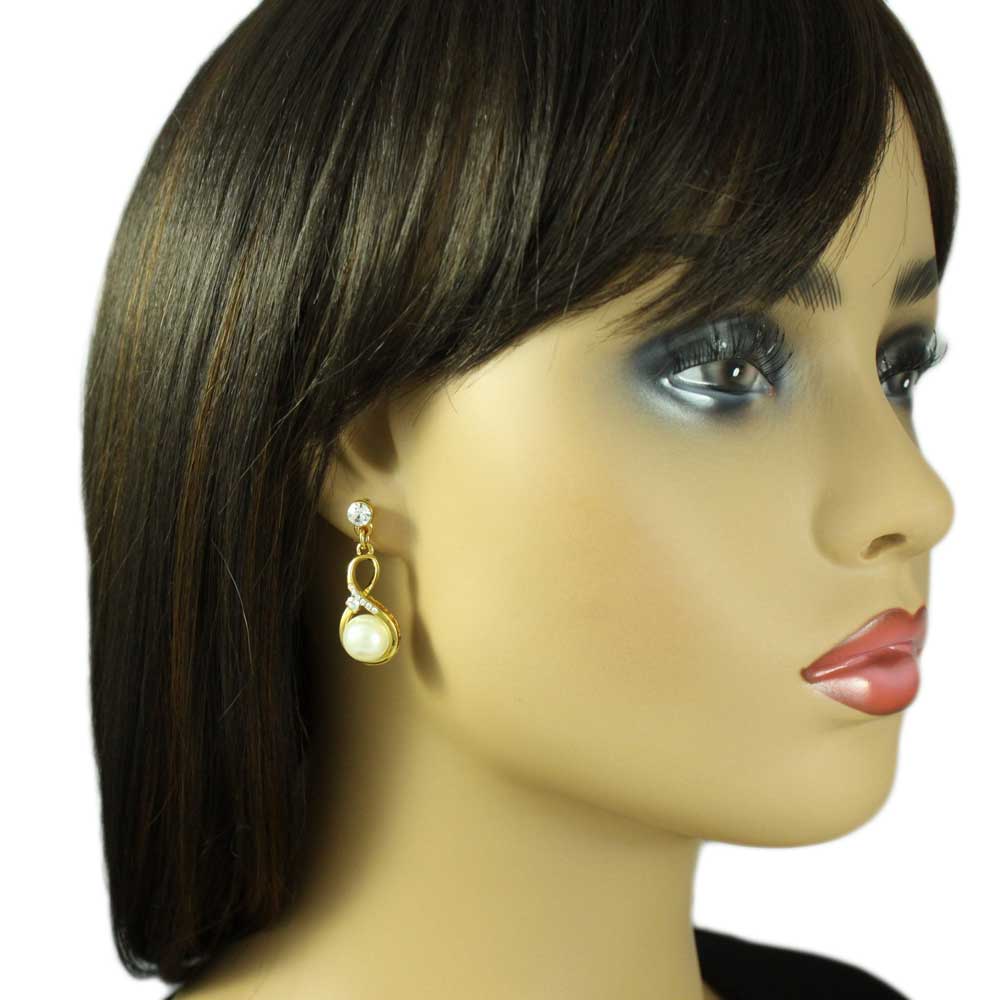 Figure 8 Pearl Necklace with Pierced Earring Gift Set - PT406BS - Lilylin Designs
